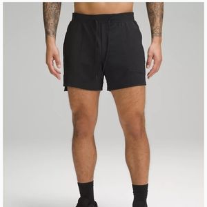 Lululemon men shorts